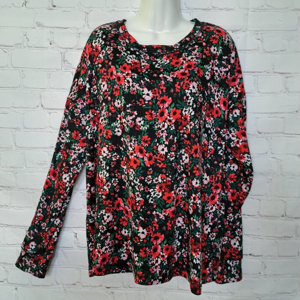 Crown & Ivy Floral Ultrasoft Top Blouse Size Large